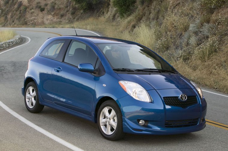 2008 Toyota Yaris S Hatchback Picture